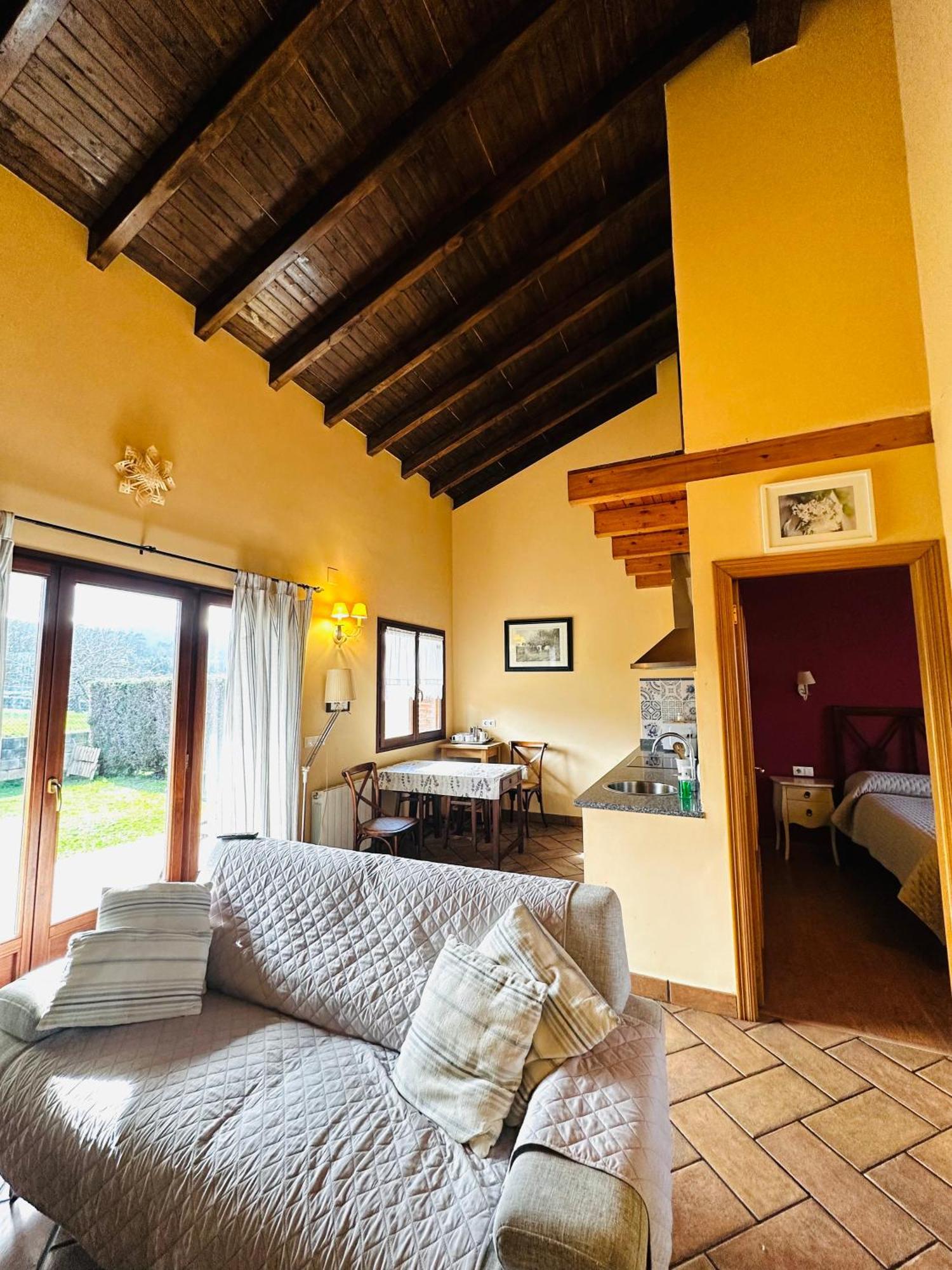 Apartamentos Rurales La Carbayala Овиньяна Экстерьер фото
