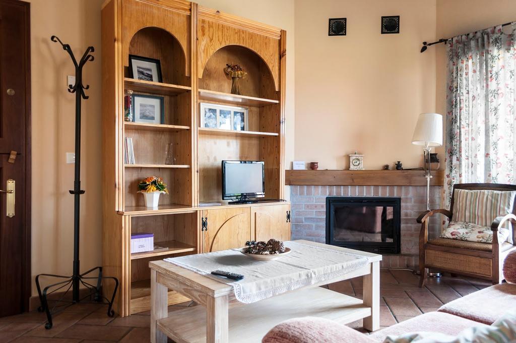 Apartamentos Rurales La Carbayala Овиньяна Экстерьер фото